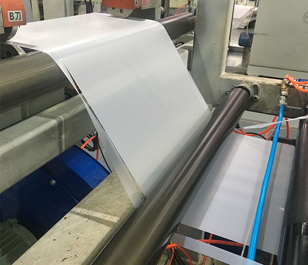 EVA边脚料侧向喂料机/回收机